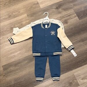 NWT 3 piece Carter's Cream and Blue Toddler Set